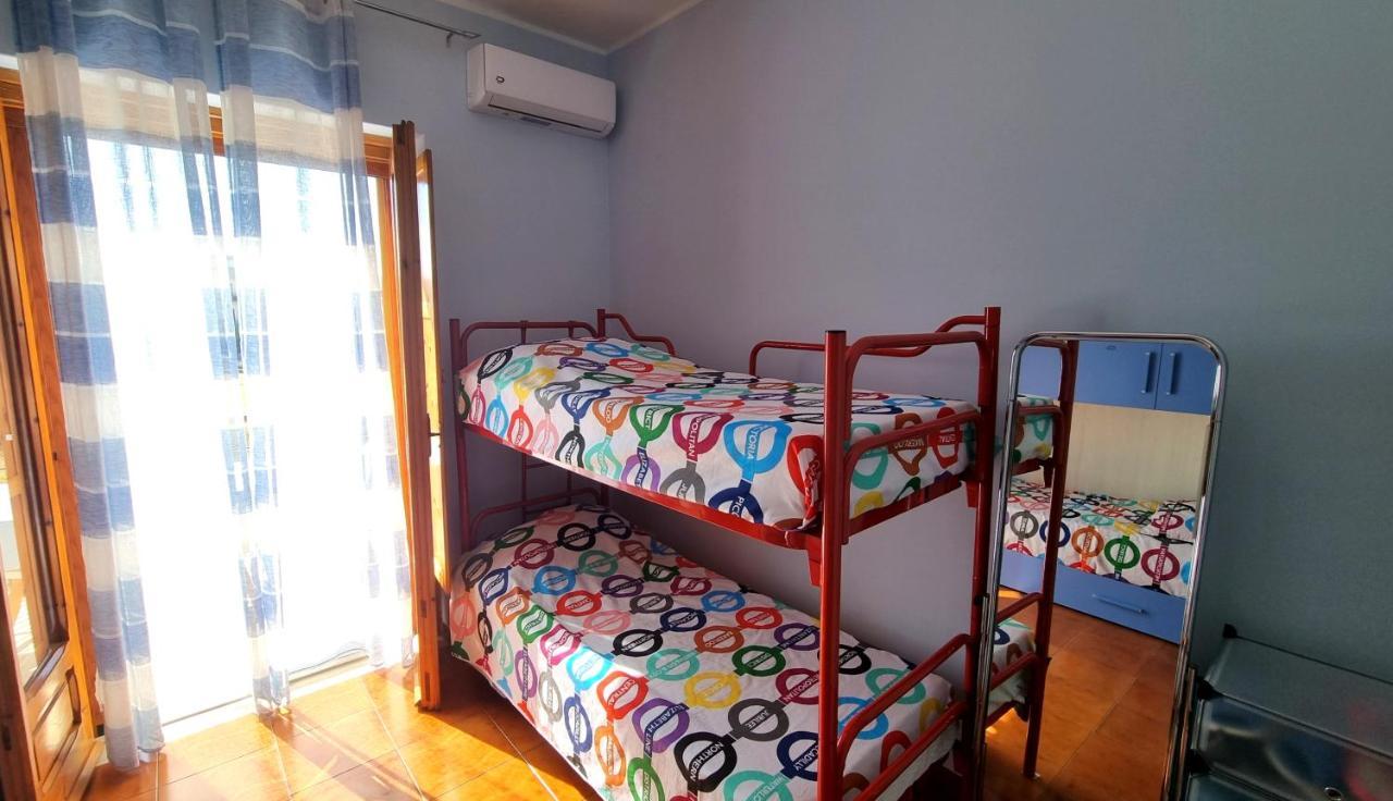 Casa Vacanze Cristoforo Colombo Holiday Trani Buitenkant foto
